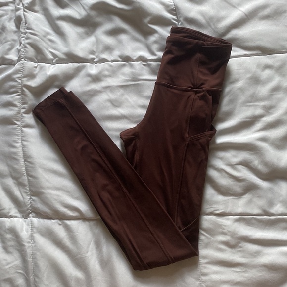Lululemon fast and free high rise 25” size 4 - Picture 3 of 6